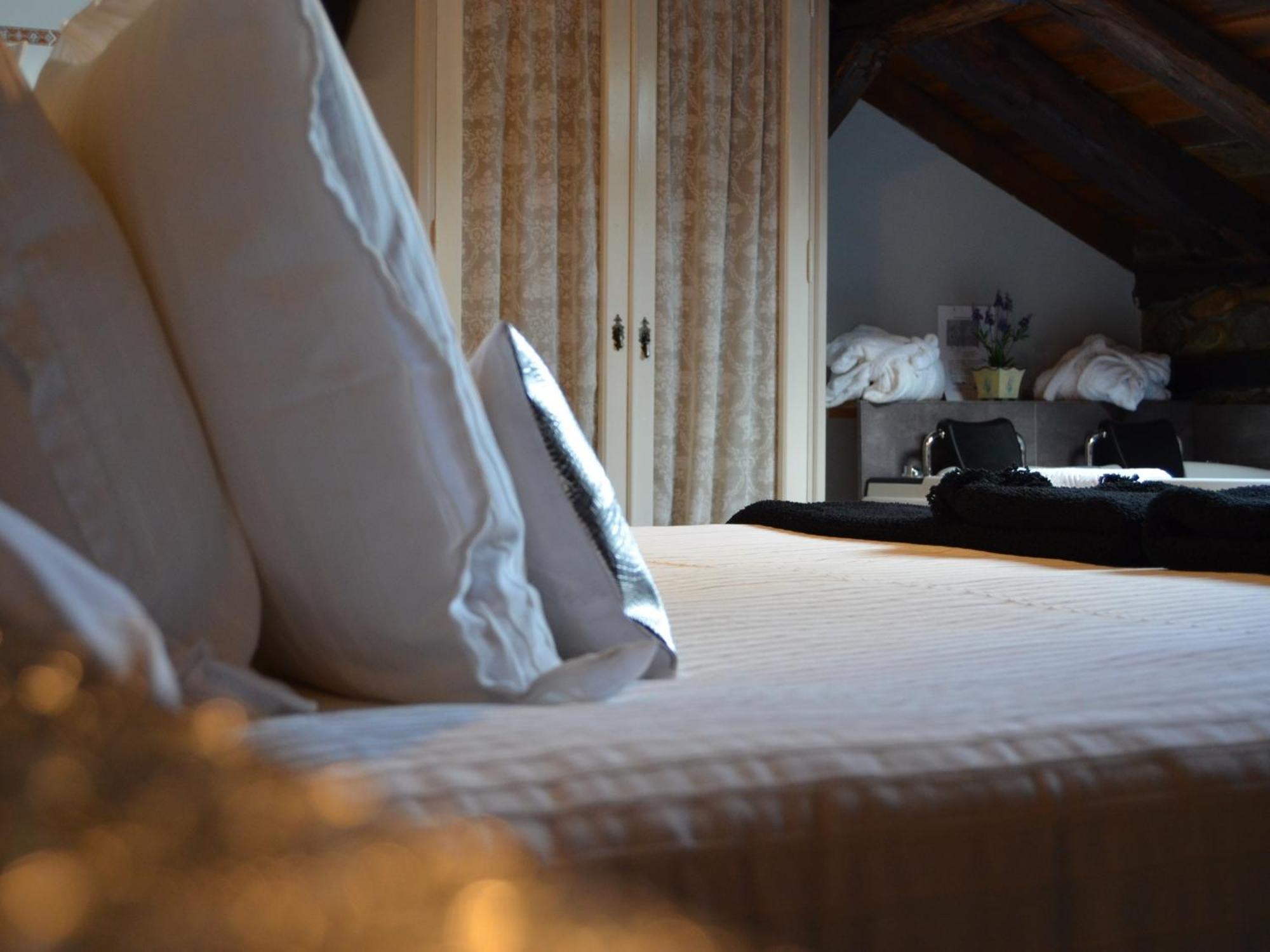 Akla Hotel Palacio Torre De Ruesga Calseca Ruang foto